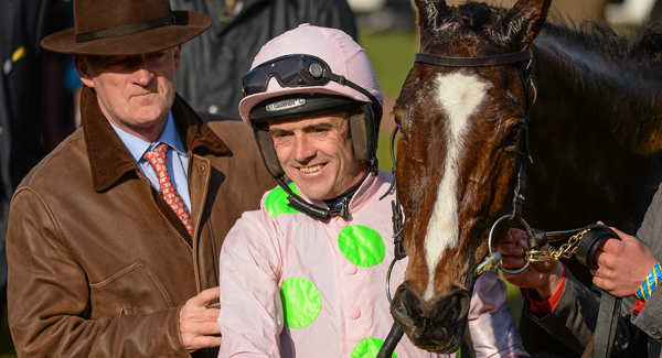 Irlanda. Oggi a Punchestown il rientro del campione Faugheen senza Ruby Walsh, il jockey caduto nel sabato pomeriggio in sella a Let’s Dance, ha subito un calcio alla testa e la rottura della tibia destra