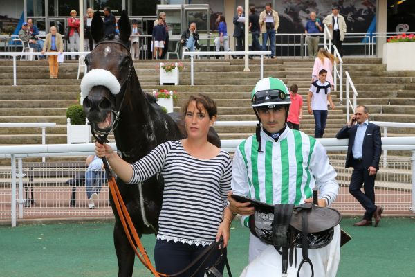 Auteuil. Nell’ultimo atto della stagione tornano alla vittoria la femmina Corscia nel Prix Christian Trédern e l’anziano Tzar’s Dancer nel Rigoletto. Guillaume Macaire ne fa quattro