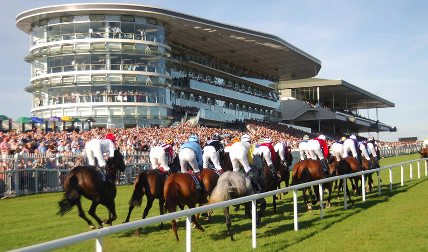 Irlanda. Domani parte il festival di Galway, da lunedì a domenica una settimana di ricchi premi, mondanità e grandi emozioni sul circuito di Ballybrit. Il Galway Plate e la Hurdle le prove più importanti della manifestazione