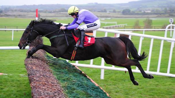 Galway last day. Sempre Willie Mullins e Ruby Walsh protagonisti. Alelchi Inois vince le Attheraces Chase e pensa al Gran Premio Merano. Devils Bride ok nel Lord Hemphill Memorial Chase