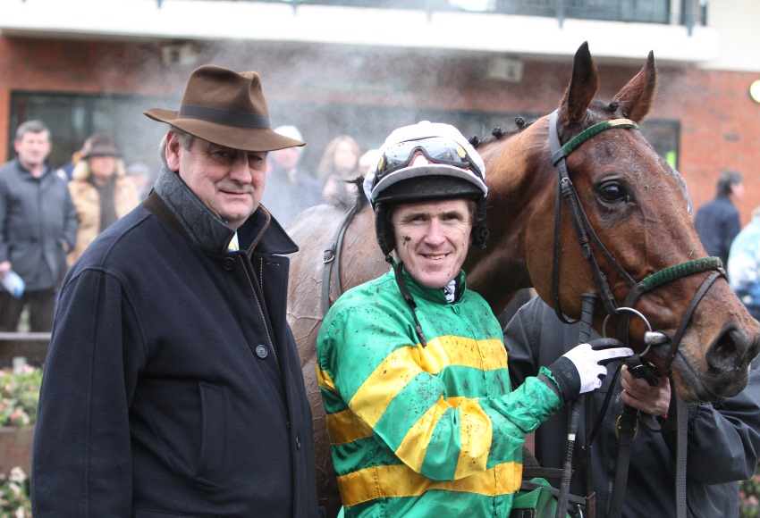 Irlanda. Noel Meade ne vince tre a Galway. Sul circuito di Ballybrit brillano Le Martalin, Monksland e Moulin A Vent. Elliott fiducioso nel recupero del vincitore della Gold Cup Don Cossack: ‘Sta bene e recupera in fretta’