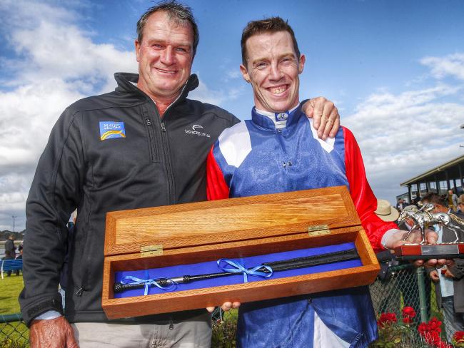 Australia. John Allen e Darren Weir continuano il loro dominio, il jockey di Cork ha vinto Grand Annual Steeple Chase e Champion Novices a Warrnambool