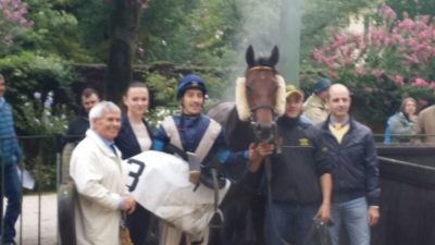 Italia. Mukallaf si conferma fra i tre anni battendo Blarney Castle. Panta Rhei protagonista in handicap precede la sfortunata Scocosita. Fra i novizi secondo successo stagionale per Colony The Best, Kitano e Marcel Altenburger fanno centro nel cross country