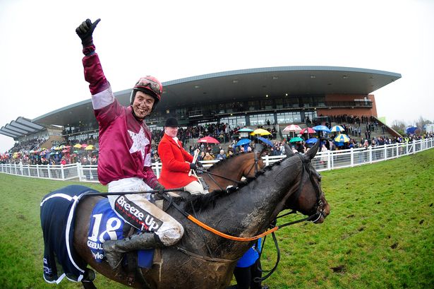 Irlanda. General Principle all’ultimo respiro nell’Irish Grand National Chase di Fairyhouse. Gordon Elliott conquista il suo primo alloro in questa corsa, Willie Mullins secondo non sfata il tabù. In sella al vincitore il giovane JJ Slevin