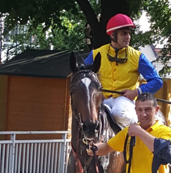 Italia. Merano domenica, edizione interessante del Premio Or Jack prova riservata ai quattro anni in siepi, in pista i primi tre arrivati del Cogne opposti al cresciuto Balashakh. Il polacco San Cristobal atteso fra i tre anni