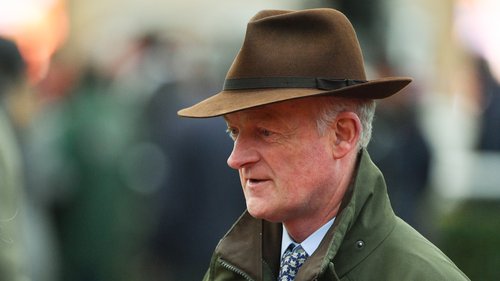 IRLANDA. Willie Mullins multato di 2500 sterline, il champion trainer non potrà partecipare ai convegni per le prossime due settimane a causa della violazione legata ai rigidi protocolli Covid 19