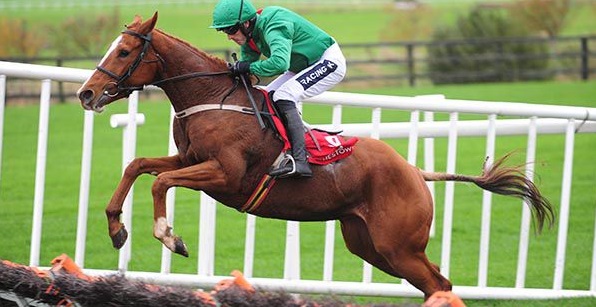 Irlanda. Punchestown open, My Sister Sarah conferma le aspettative, alla prima sugli ostacoli l’allieva di Willie Mullins domina la maiden aprendosi un’interessante strada per il futuro. Torna alla vittoria Ruby Walsh dopo la rovinosa caduta di Killarney