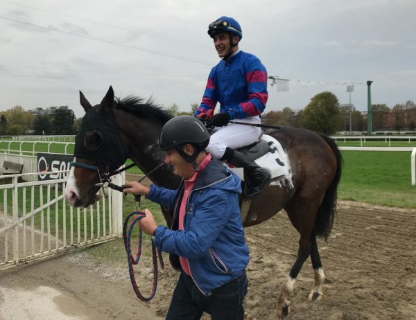 Italia. Sant’Artemio, Chateaudemalmaison domina la Corsa Siepi di Treviso, in sella al vincitore l’ottimo young jockey Gabriele Agus, alla sua prima affermazione a livello di condizionata. Non pervenuto l’atteso Kazoo, alle piazze i cechi Cariray e Dangerous Gleam. Favero protagonista nel resto del programma