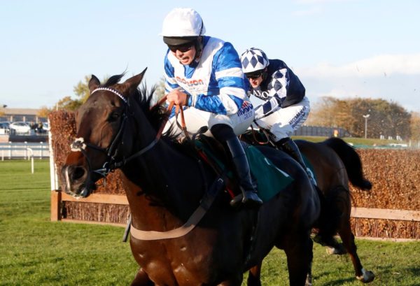 Inghilterra. Test a Cheltenham per il festival, Paisley Park vince la Cleeve Hurdle e punta alla Stayer’s, Frodon e Bryony Frost ok nella Costwold, nei trial super vittorie di Fakir D’Oudairies e Birchdale