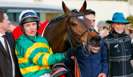 INGHILTERRA. Ascot, Defi Du Seuil magistrale, l’allievo di Philip Hobbs sorvola Un De Sceaux per una vittoria enfatica nella Clarence House; obiettivo Queen Mother Champion Chase a Cheltenham per il rappresentante di Jp McManus