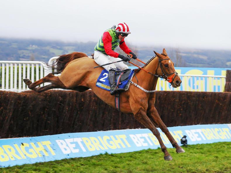 INGHILTERRA. Richard Johnson protagonista a Doncaster, il jockey di Hereford accorcia il divario da Brian Hughes che nel pomeriggio vince in sella a Clondaw Caitlin il grade 2 a Kelso. Definitly Red completa il warm up nella listed e prepara il Grand National di Aintree