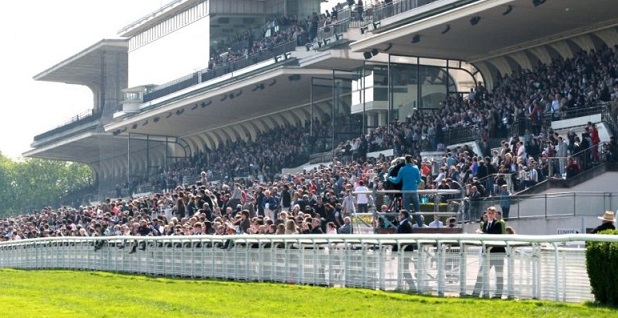 FRANCIA. Tornano le corse ad Auteuil, mentre si lavora alla data dell’11 Luglio per la riapertura al pubblico. Martedì la prima delle tre giornate parigine, in pista anche Luigi Maceli e Davide Satalia