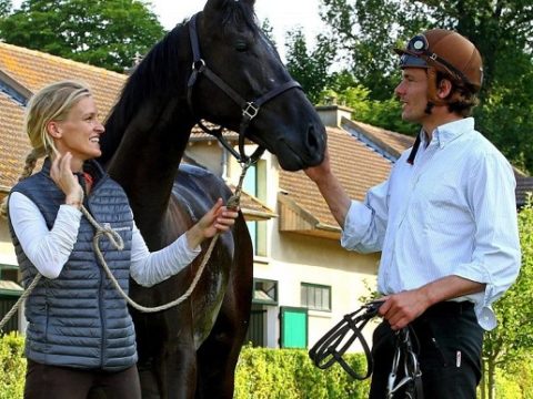FRANCIA. David Cottin, storia di un predestinato. Da Cavaliere per Secly e Macaire, alle esperienze inglesi con Balding, Nicholls e Hobbs, fino alle grandi vittorie nelle pattern francesi da jockey professionista con tre cravache d’or e gli attuali successi da allenatore, ultimo quello di ieri pomeriggio con Paul’s Saga nella gran siepi ad Auteuil