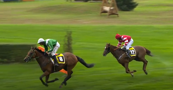 REPUBBLICA CECA. Domenica saranno in 18 al via sui 6900 metri del tradizionale Velka Pardubice, il Grand National dell’Est, in pista ben quattro vincitori della corsa, fra questi il campione in carica Theophilos senza Josef Bartos, out per un nuovo infortunio; Jan Kratochvil in sella al cresciuto Sottovento