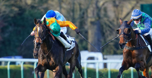 FRANCIA. Auteuil, Ajas magnifico nel Prix Troytown, l’allievo di David Cottin mette un altro tassello verso il Grand Steeple Chase de Paris, battuti Poly Grandchamp e Carriacou, solo quarto l’atteso Galléo Conti