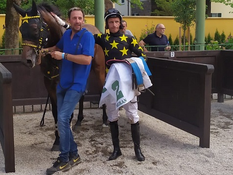 ITALIA. Merano, Assassin e Poet’s Shadow si confermano a Maia in splendido stile nei rispettivi handicap. Nel cross country del Raffaele Ammirato vince la novità Iftane, l’ex Macaire si isola nelle mani di Freddy Tett