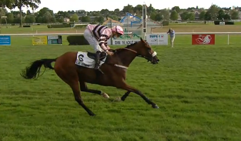 FRANCIA. Craon, ancora un successo per Clement Lefebvre e Gabriel Leenders. Autorisation non delude nel Grand Steeple Chase du Conseil Départemental de La Mayenne, battuta la femmina Chella Speed, fuori quadro Polinuit e Montgeoffroy