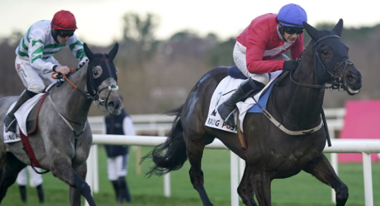 IRLANDA. First day al Christmas Festival di Leopardstown, dove Ferny Hollow resta imbattuto dopo splendido dibattito con Rivier D’Etel nel Racing Post Novice di Gr1. Il jockey Ian Power vince il suo primo grado a 40 anni in sella a Master McShee a Limerick nel Faugheen Novice Chase