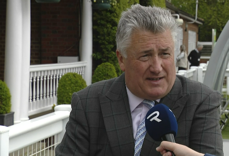 INGHILTERRA. Sandown Park incorona champion trainer Paul Nicholls. L’allenatore del Somerset protagonista di una manita nell’atto finale della stagione; Greaneteen interpretato da Harry Cobden, vince in splendido stile nella Celebration Chase di Gr1, Saint Calvados e Mc Fabulous si affermano in Oaksey Chase e Select Hurdle