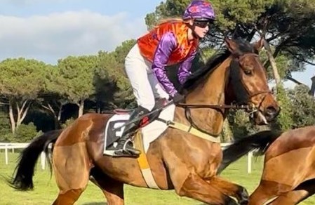 ITALIA. Ches De Monmirail atteso alla replica sullo steeple chase del Premio Plinsky. Mazinga tenta il bis fra i quattro anni, Normandy Dela Vega cerca risalto sulle siepi