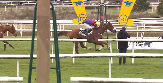 FRANCIA. Gap Pierji rientro top nel Grand Cross de Fontainebleau. Ottimo terzo il rappresentante di Josef Aichner, preceduto soltanto da Elcond’or Forlonge ed il vincitore Travel de Belhair